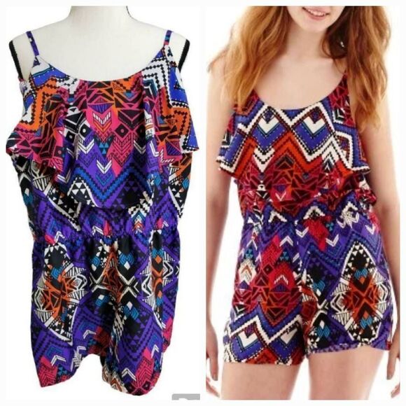 Arizona Jean Co Colorful Geometric Print Romper Sz M Juniors - Picture 1 of 4